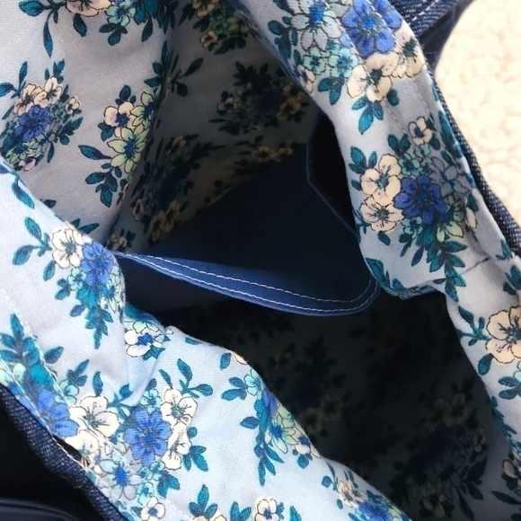 Double sided Handmade Denim Tote Spring Floral Pocket and Blue Bow Bird Artsy - Picture 9 of 10